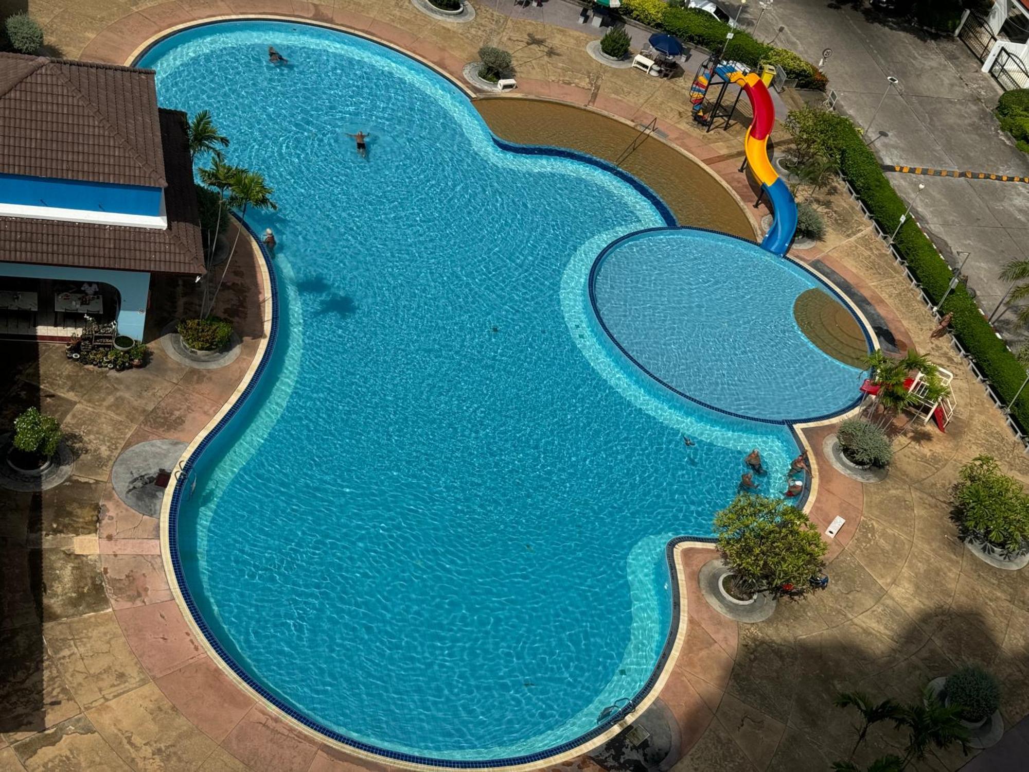 Mina 美景公寓酒店 Pattaya Eksteriør bilde
